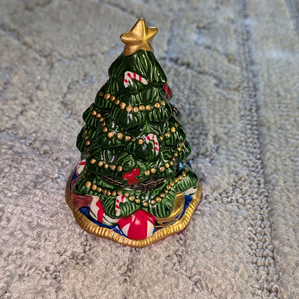 Charming Green Christmas Tree Figurine with Gold Accents